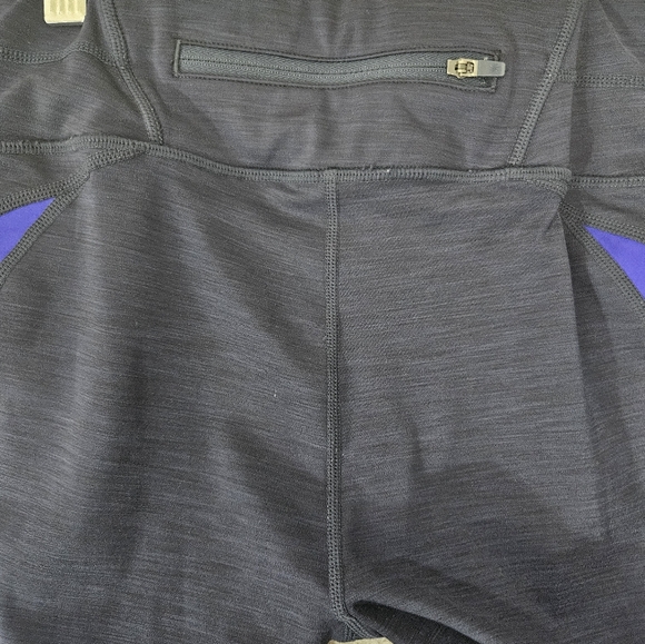 Athleta Athletic Womens Crop Leggings Capris Small S Blue Colorblock Pockets - Picture 6 of 9